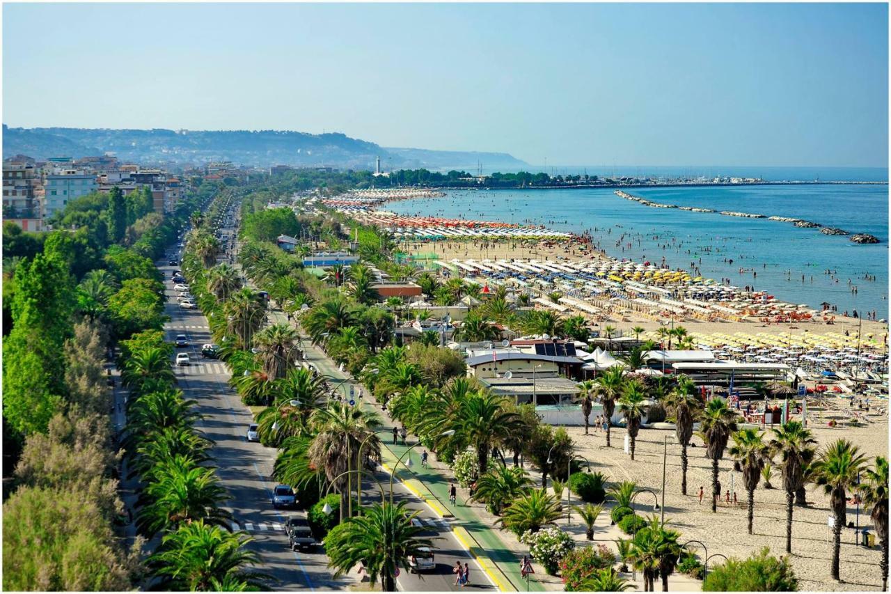 Casavacanze Estate 1 ซัน เบเนเดตโต เดล ตรอนโต ภายนอก รูปภาพ